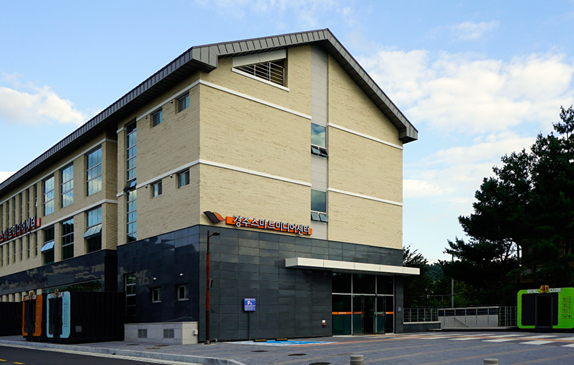 Gyeongju Smart Media Center Case 2